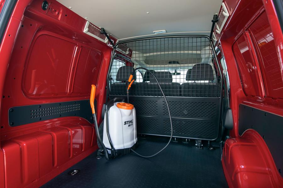  Volkswagen Caddy Maxi Crew Bus 2015 года  (фото 4 из 5)